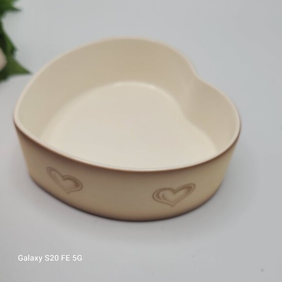Hummel Boxes by Goebel Heart Shaped Sweet Greetings #686 - Picture 7 of 15
